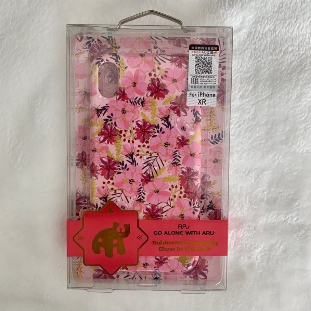 NEW  iPhone XR Floral case